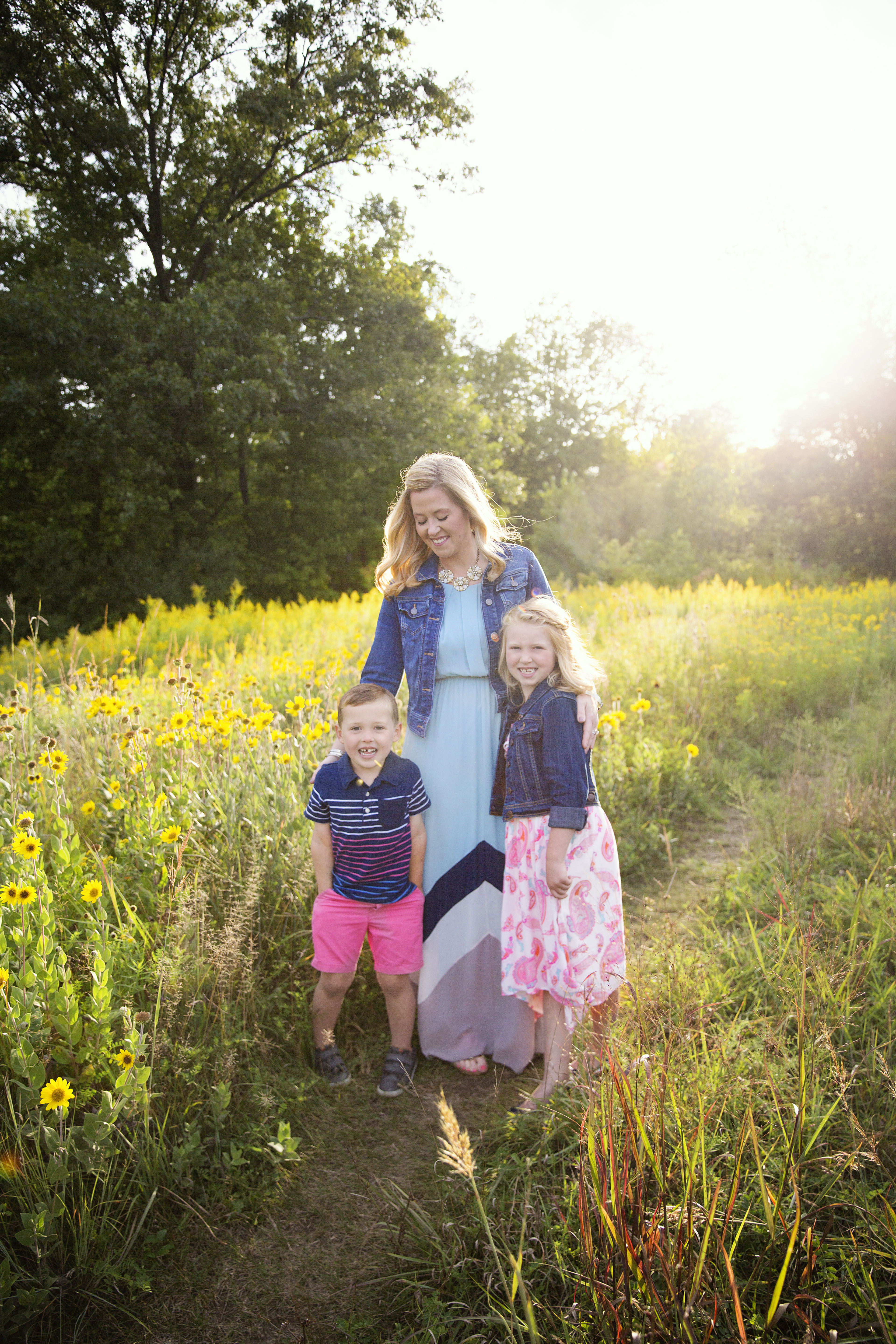 golden hour michigan family photo shoot, farmington hills, beverly hills, detroit, photo ideas,
